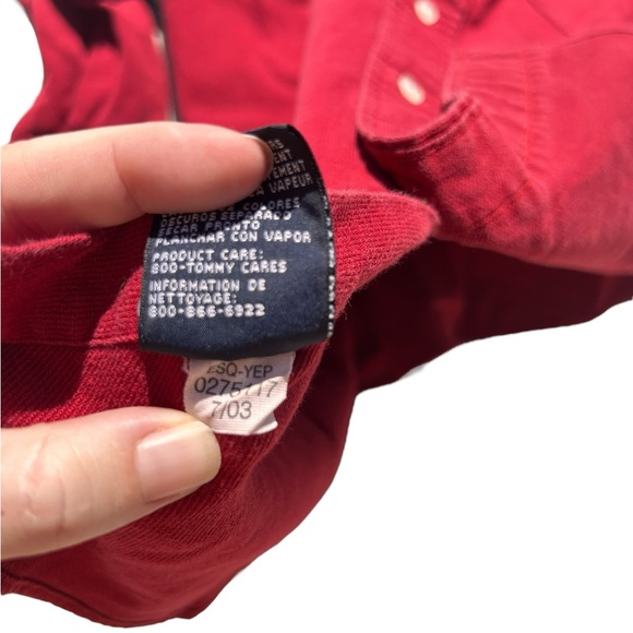 Tommy Hilfiger Men's Deep Red Casual Button-Down‎ Shirt Size M vintage y2k - Picture 4 of 8